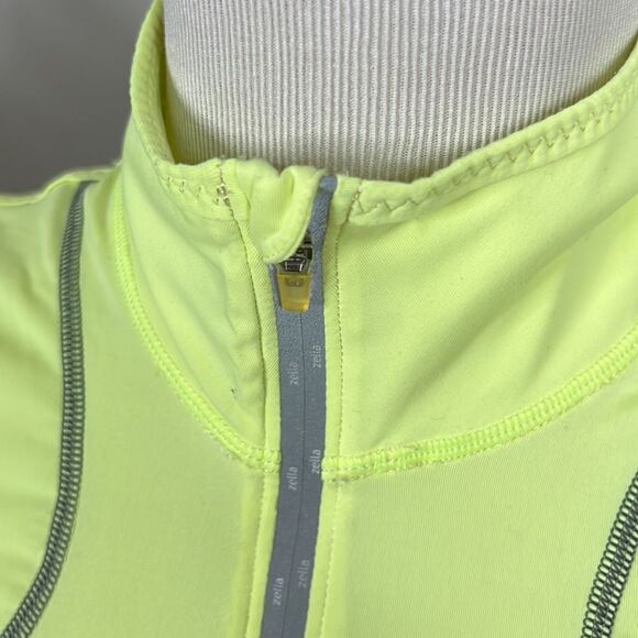 Zella 1/4 Zip Running Jacket - Picture 5 of 13
